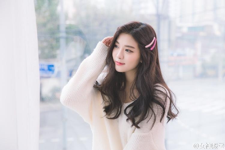 习近平就尼日利亚前总统布哈里逝世向尼日利亚总统提努布致唁电